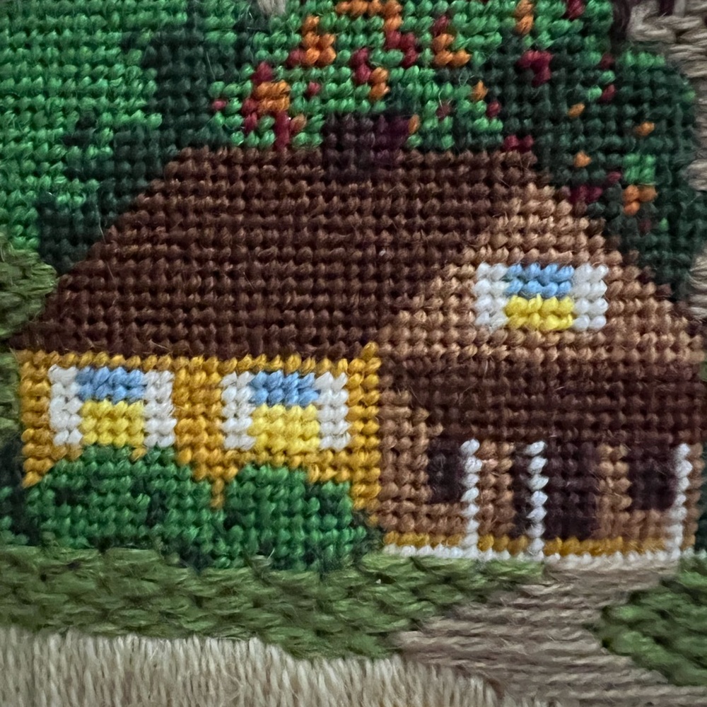 Vintage 90s Artisan Needlepoint Framed Farmhouse Scene - Picture 11 of 16